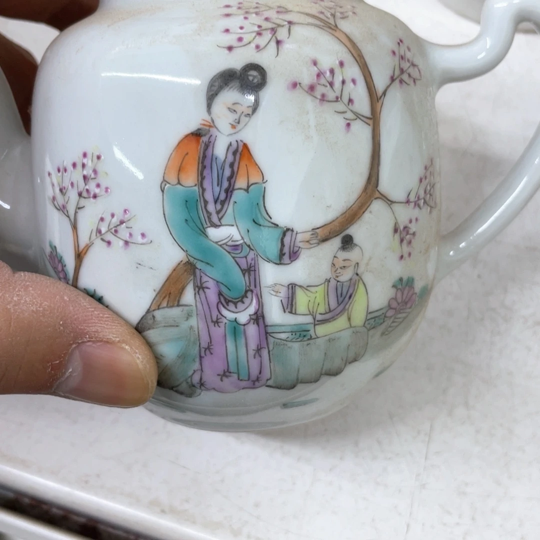 摆件手绘陶瓷作品欣赏