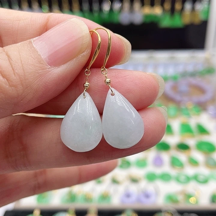 翡翠18K金镶嵌耳饰