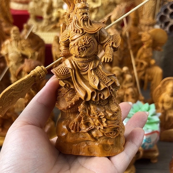 柏木（崖柏）关公1111