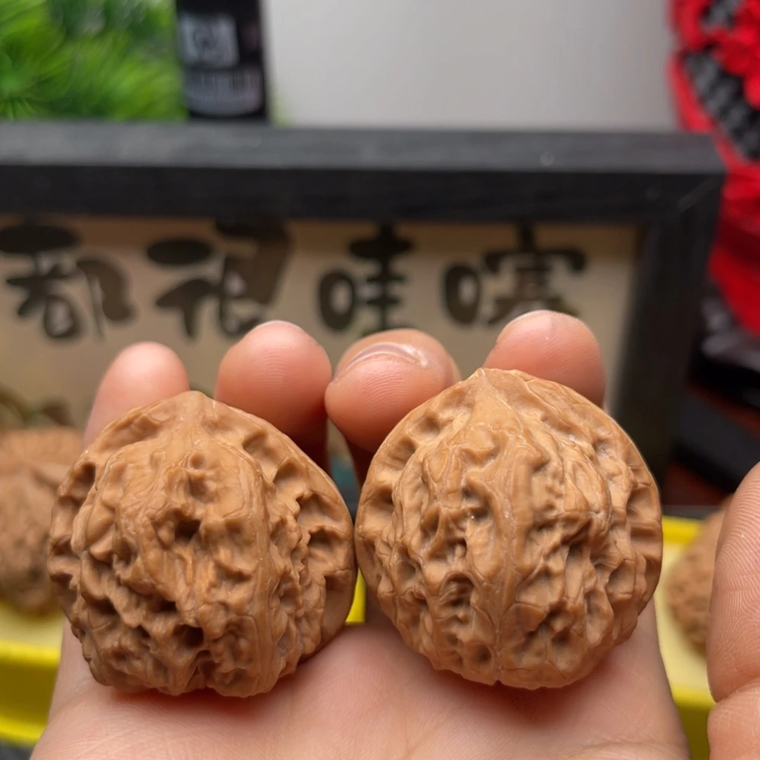 文玩核桃吊坠42门头沟元宝