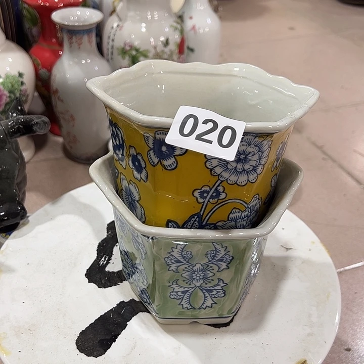 瓷片瑕。。。。。。。。。。。。。。。