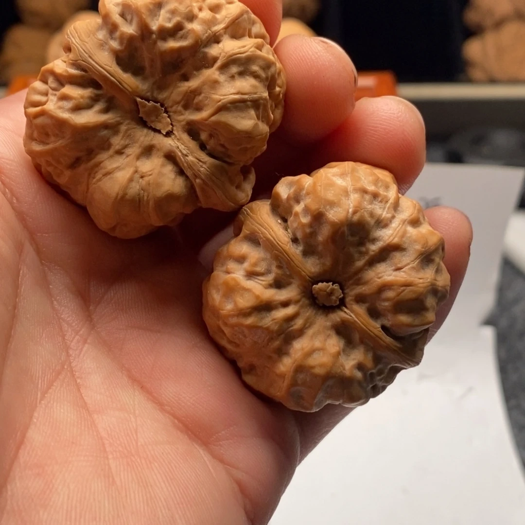 M***俊哥你怎么这么可爱的样子