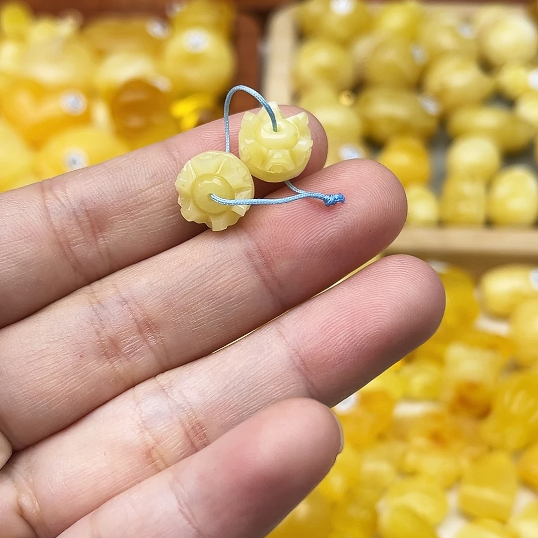 蜜蜡未镶嵌裸石天然