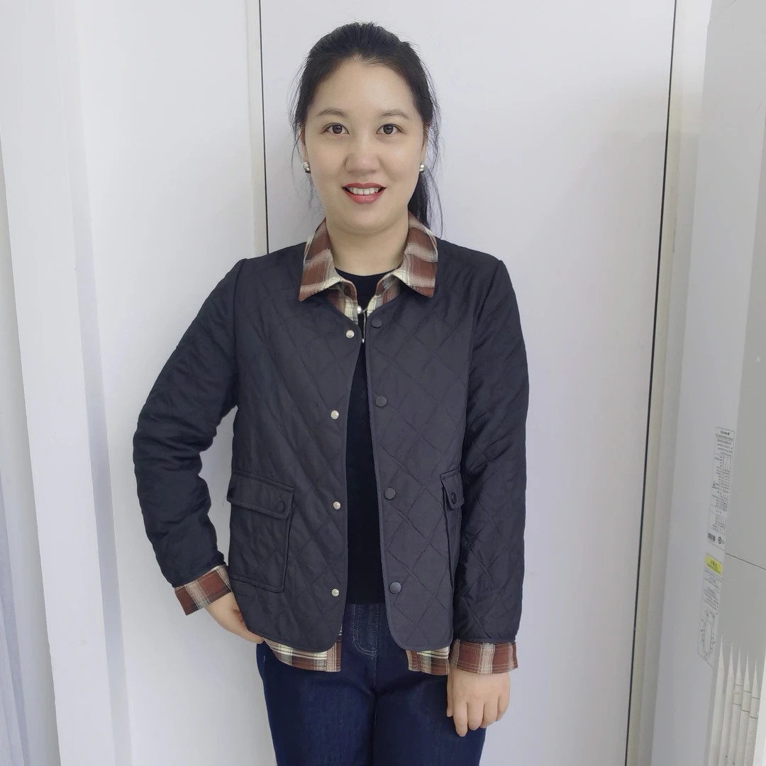 新款时尚洋气百搭拼接格子假两件外套W200