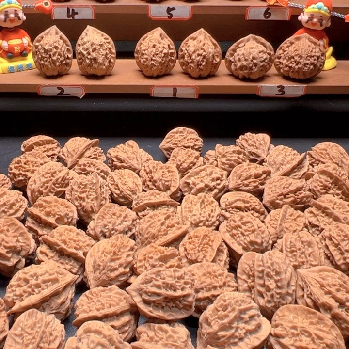 【***】文玩核桃吊坠龙骨散子