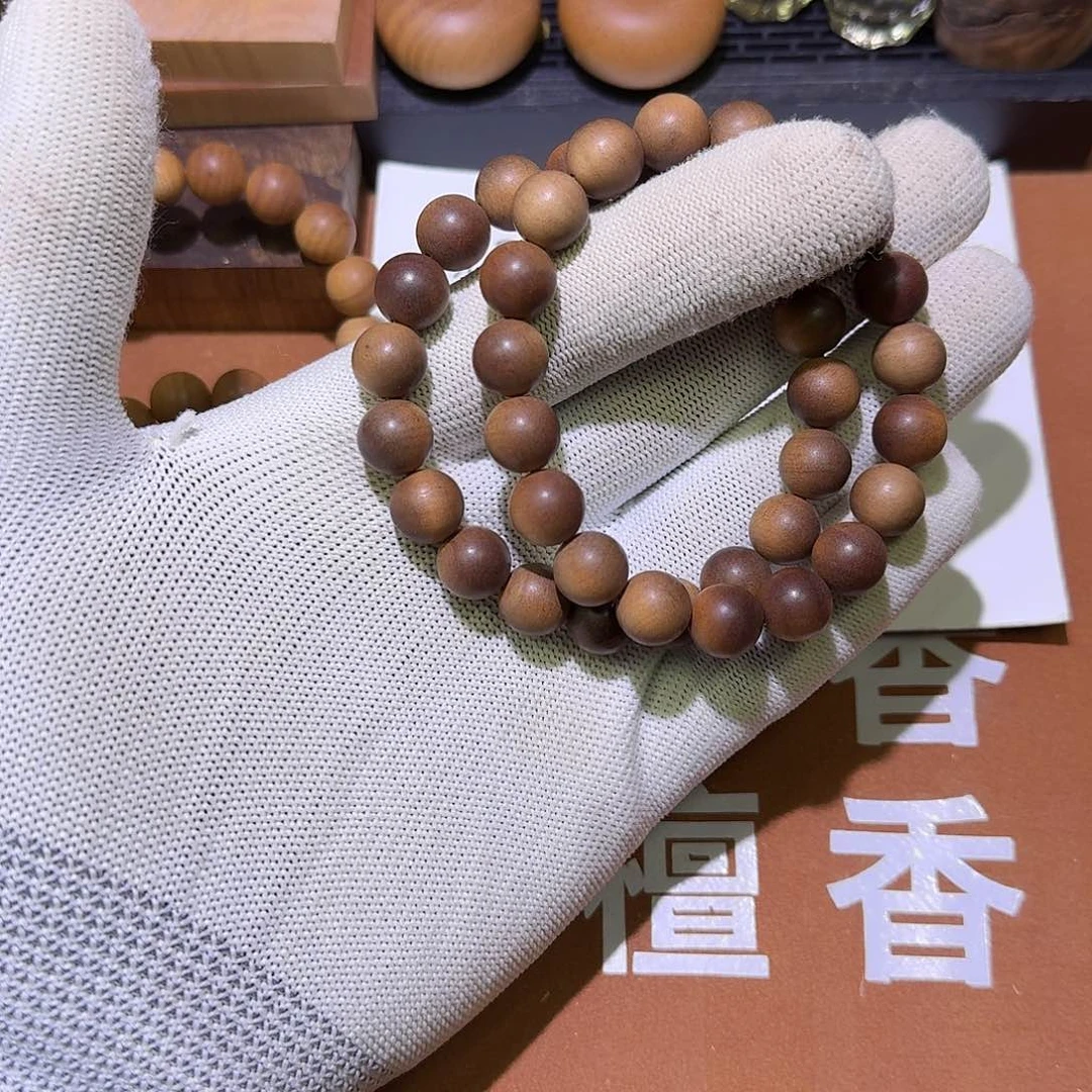 檀香木百年土沉1.0×19颗