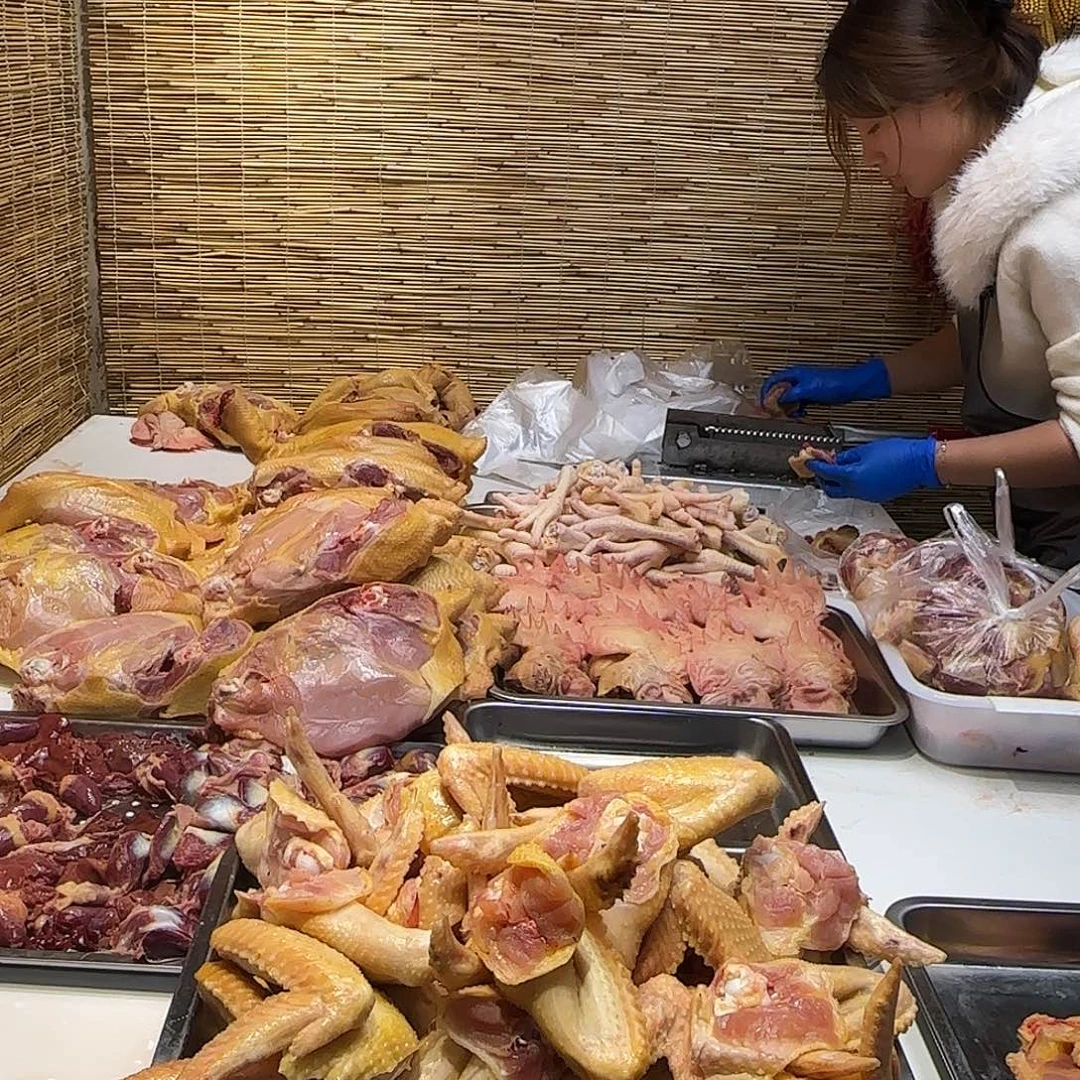 6月中国大陆食用农产品鸡翅8.58斤