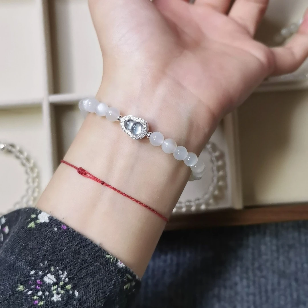 清新ins时尚百搭小众手工精致白月光单圈葫芦手串