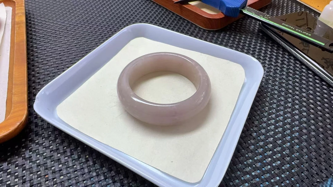 冰透时尚紫色手镯