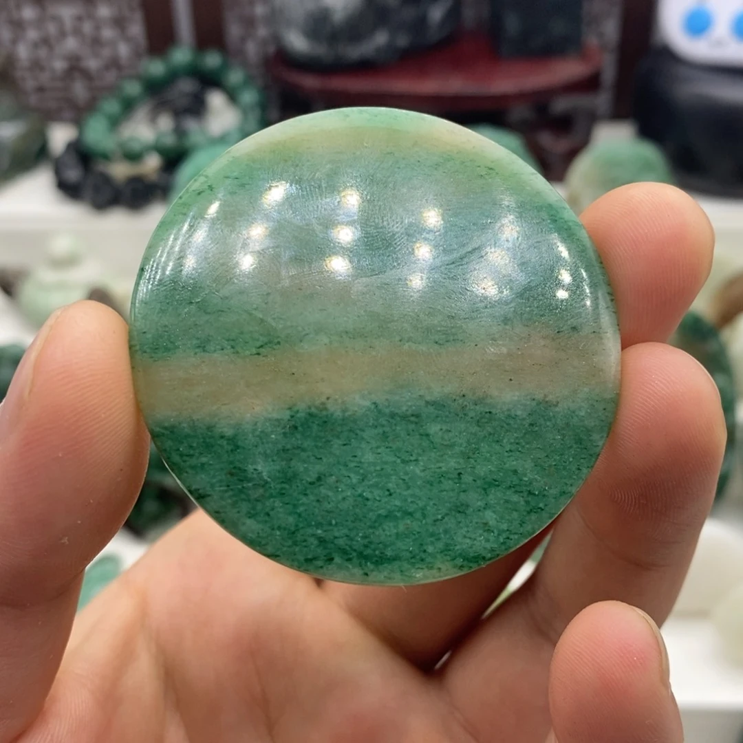 独山玉未镶嵌颈饰