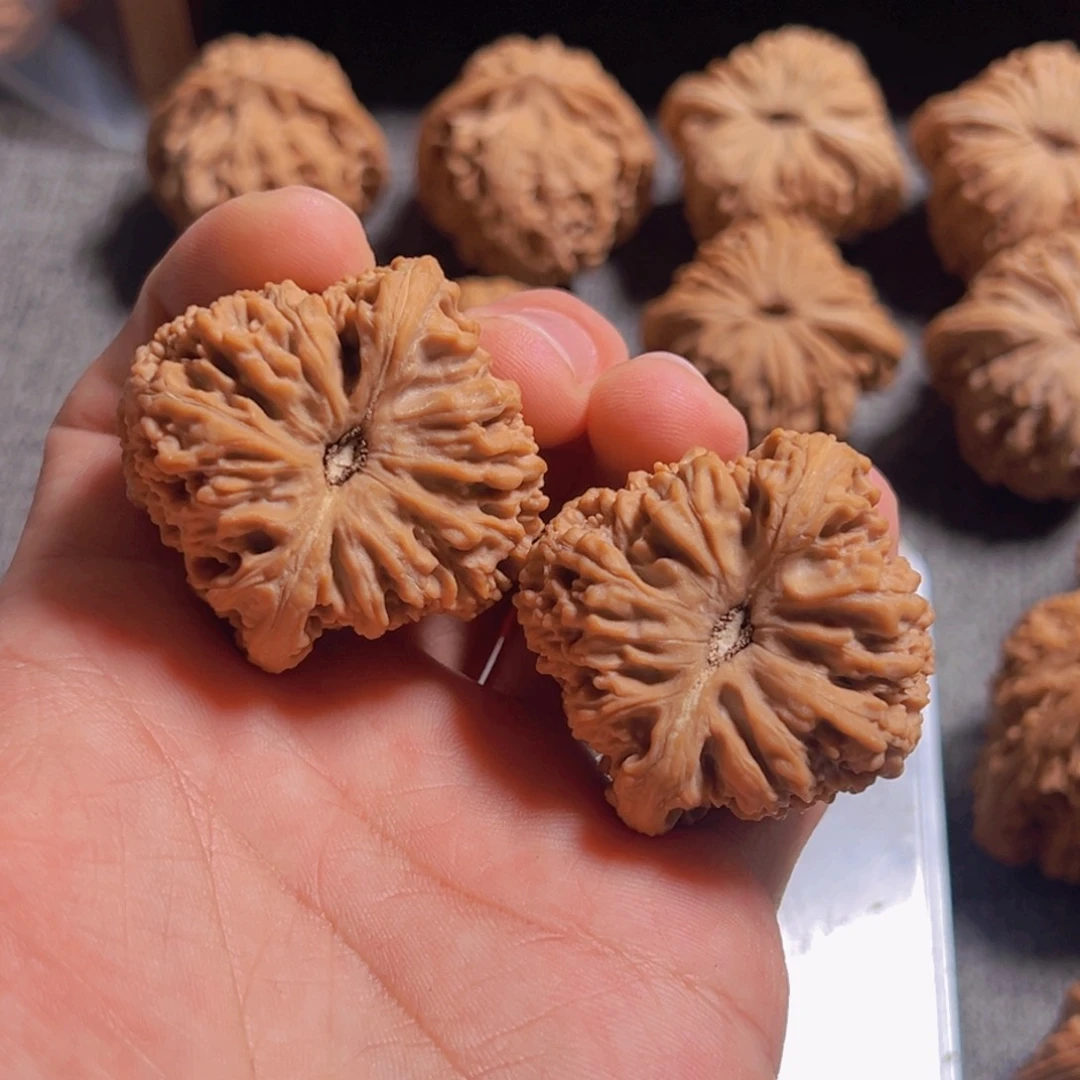 文玩核桃把件谭*麦41南疆