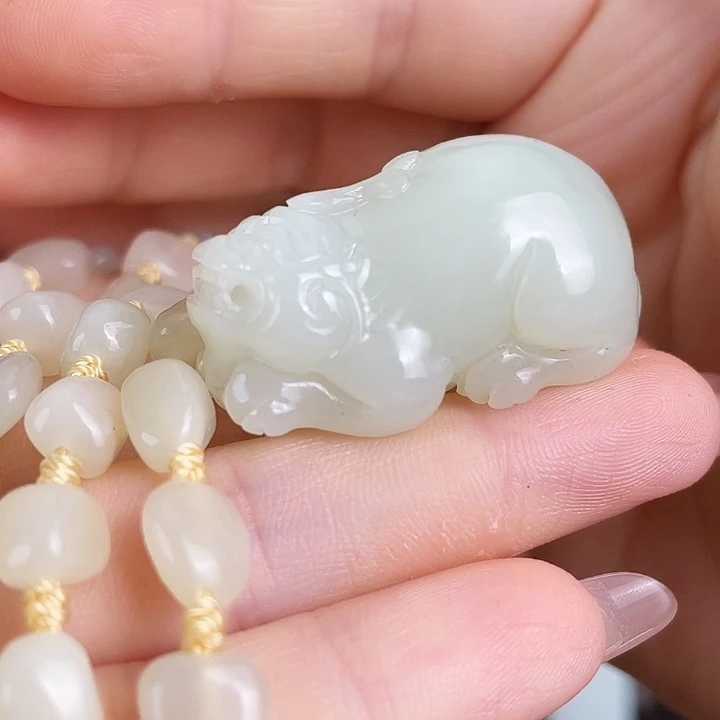 和田玉未镶嵌颈饰定制发货