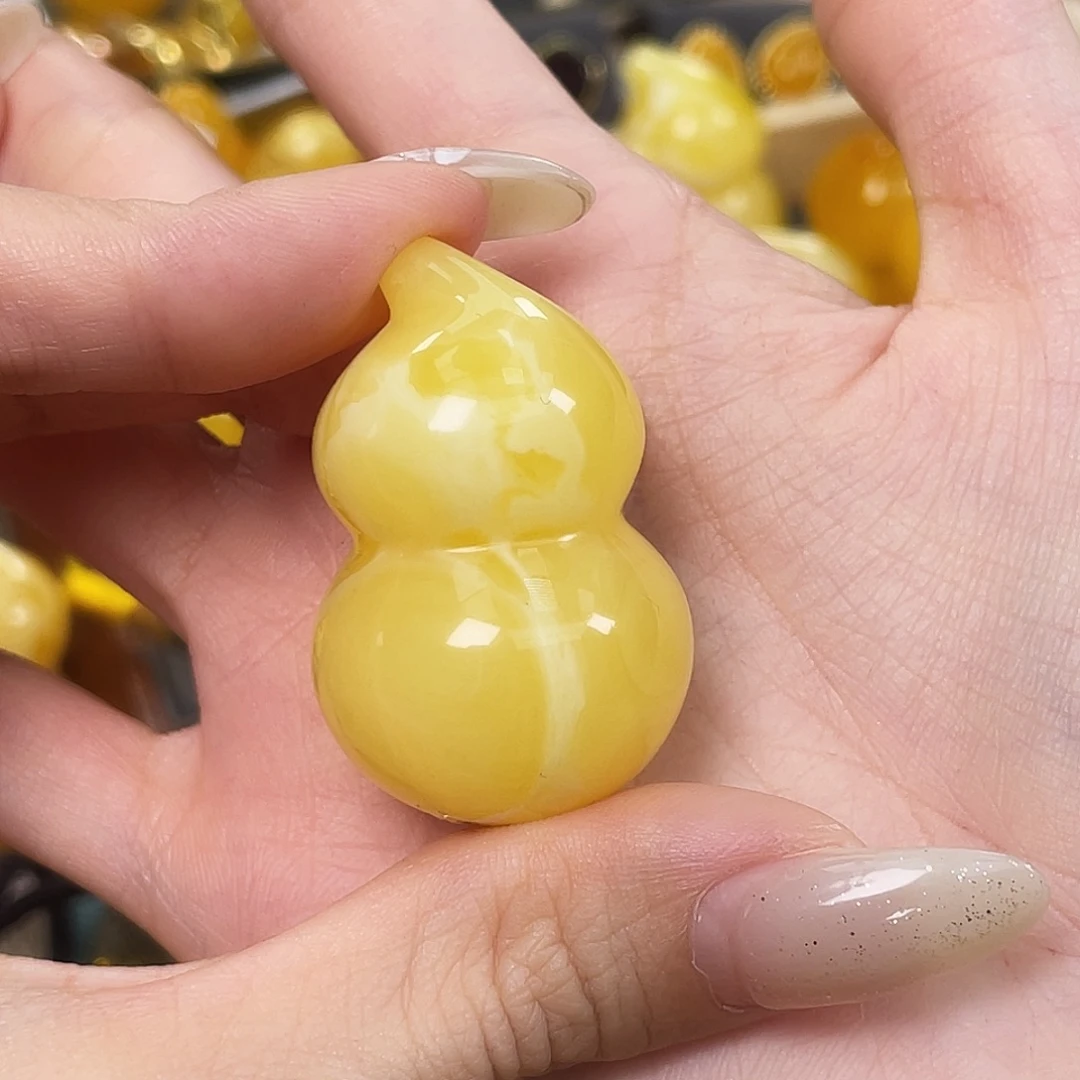 芝***糊未镶嵌琥珀珠宝奇石琥珀蜜蜡J1