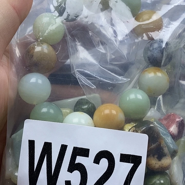 蛇纹石玉未镶嵌鱼缸石