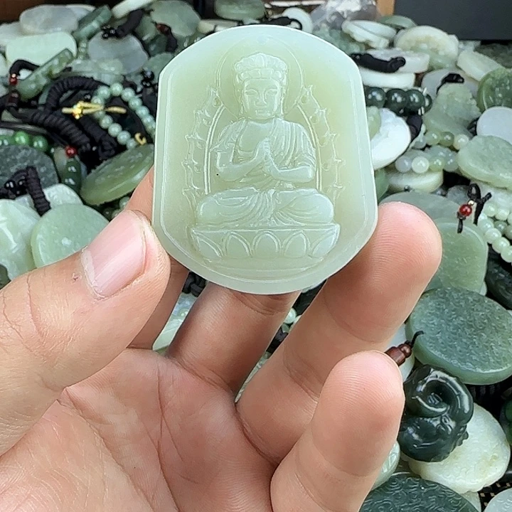 和田玉未镶嵌颈饰