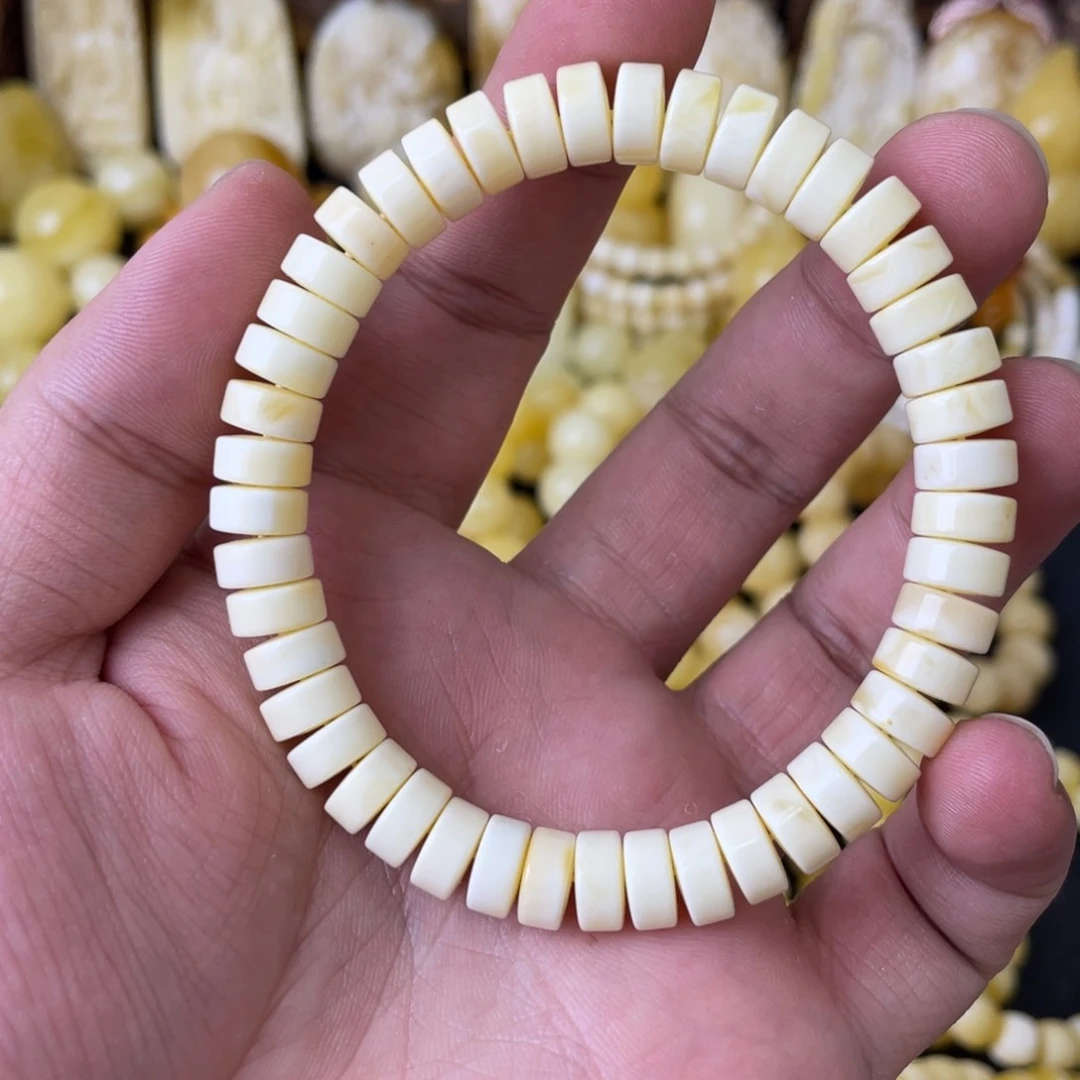 未镶嵌琥珀手串8+俄料浓白蜡药片手串（微瑕）