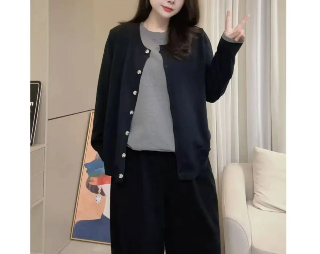 （G705）2025秋冬新款大码爆火假两件软糯毛衣宽松纽扣长袖针织衫女