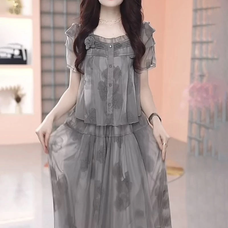 【6974人收藏】假两件轻羽丝连衣裙遮肚2025夏季新款时尚气质遮肉