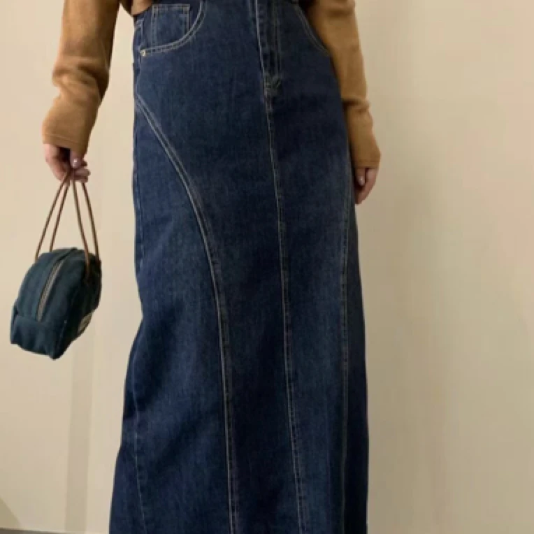 禾瑞精2025年新款款牛仔裙