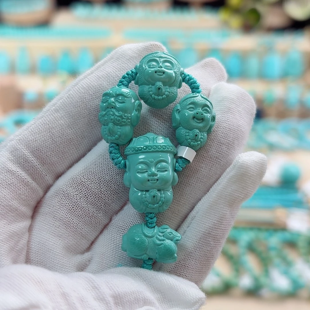 绿松石未镶嵌珠宝奇石