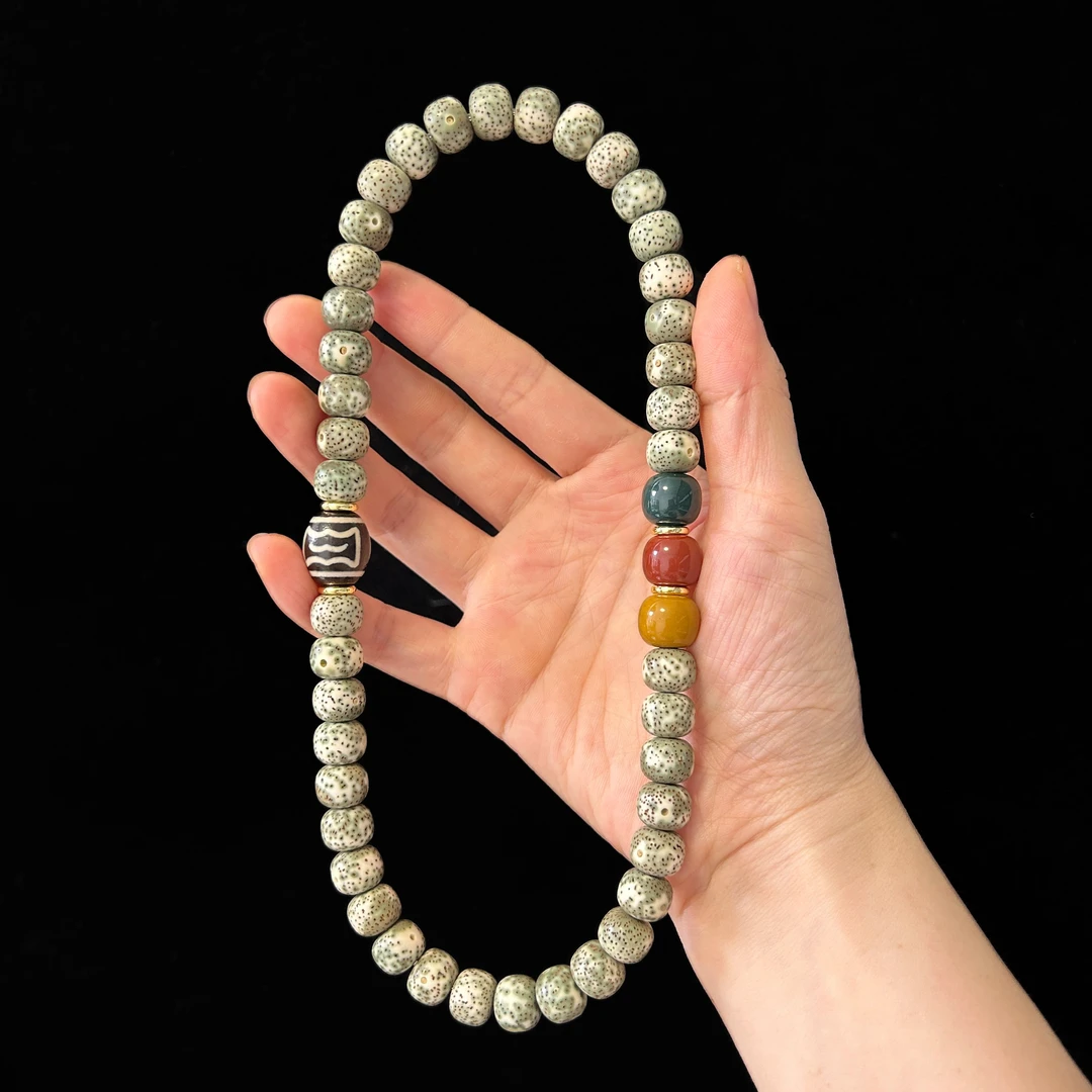 星月菩提原生态青花瓷11x9藏式桶珠正月42颗双圈手串手持款