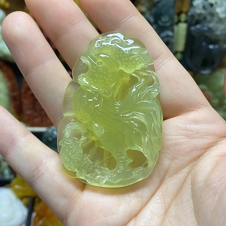 岫玉未镶嵌吊坠(赠链)