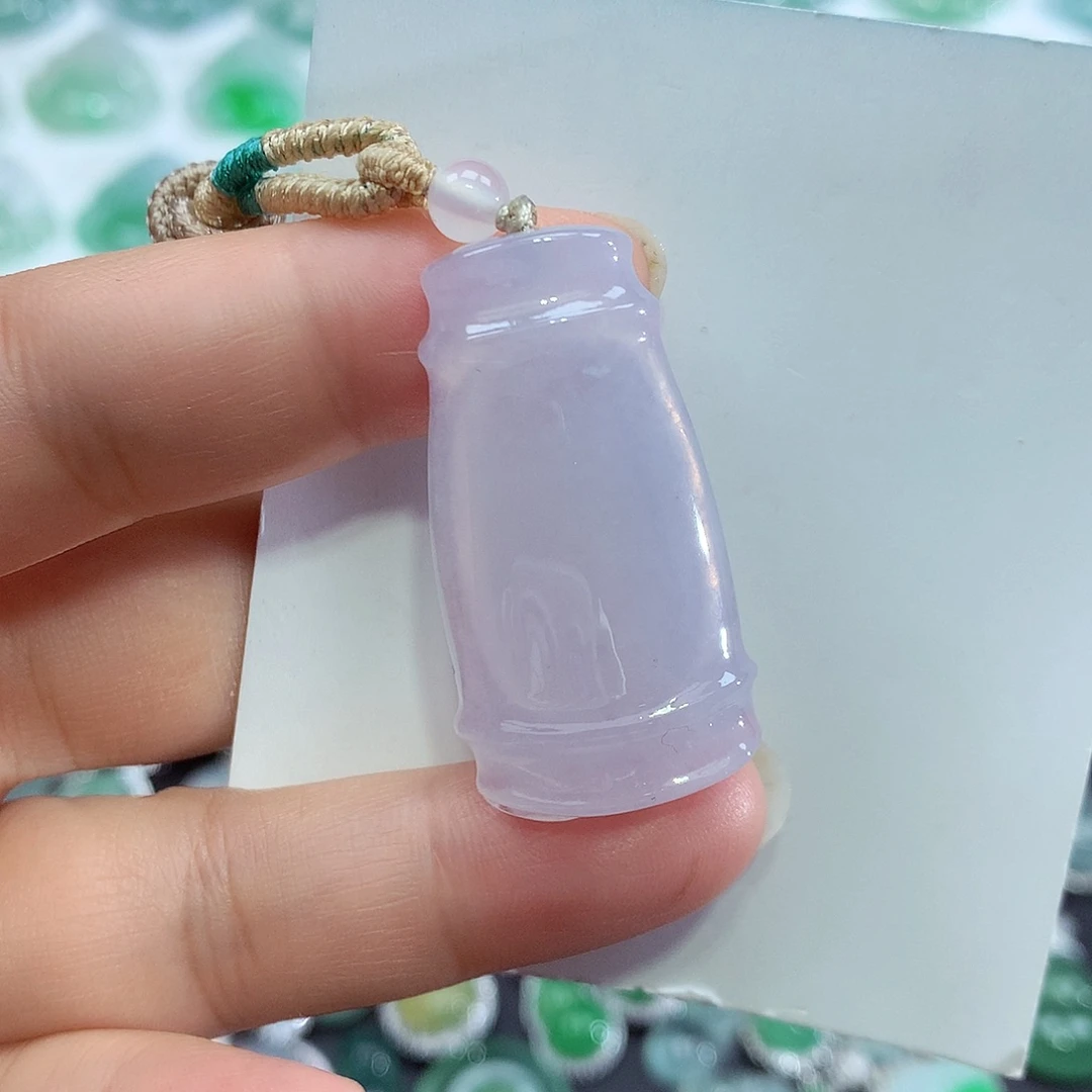 翡翠未镶嵌颈饰节节高