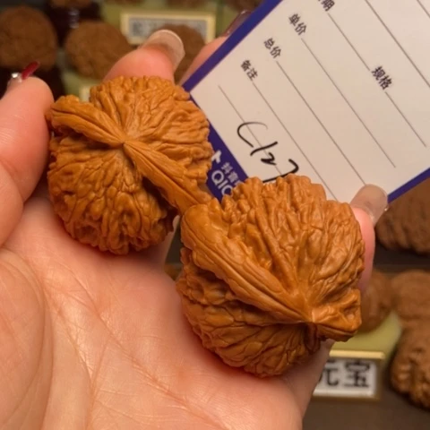 郑***号吊坠文玩核桃白狮子44