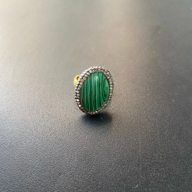 铜合金合成锆石戒指 TTSD 绿色椭圆不规则条纹戒指 1411