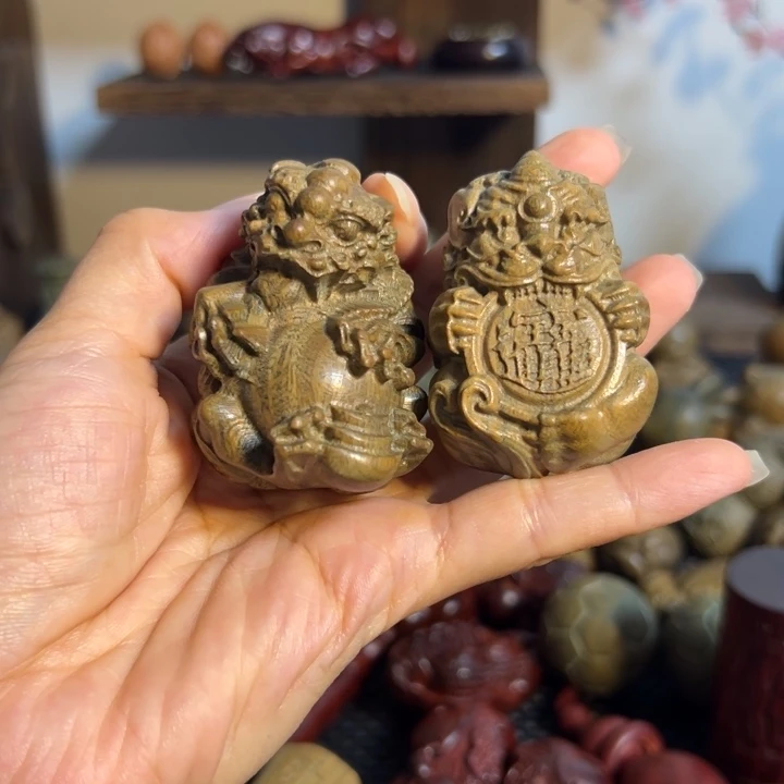 把件小叶紫檀两个一对