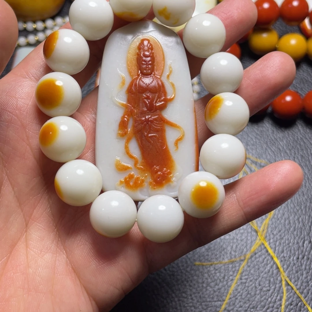 闫***哥和田玉未镶嵌颈饰