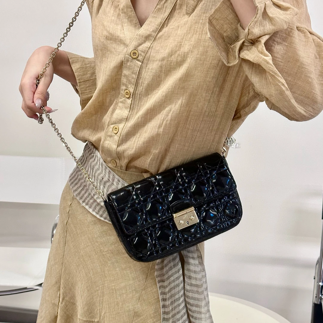 95新 DIOR/迪奥 dior 黑金漆皮woc链条斜挎包