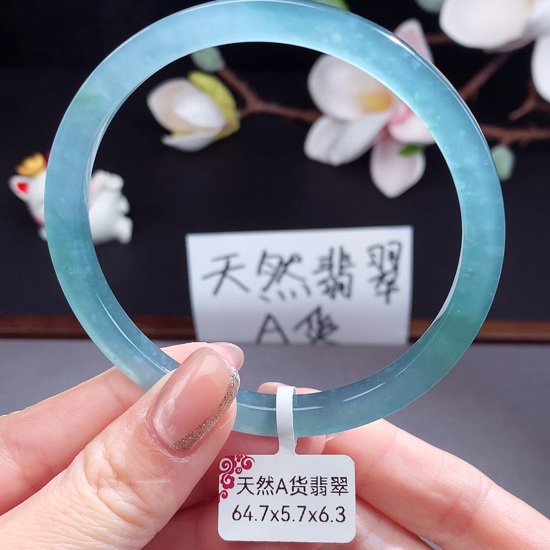 翡翠手镯（圆镯）未镶嵌