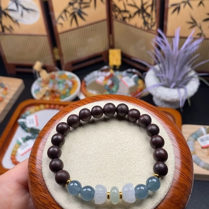 翡翠未镶嵌手链卡9.8mm左右 21