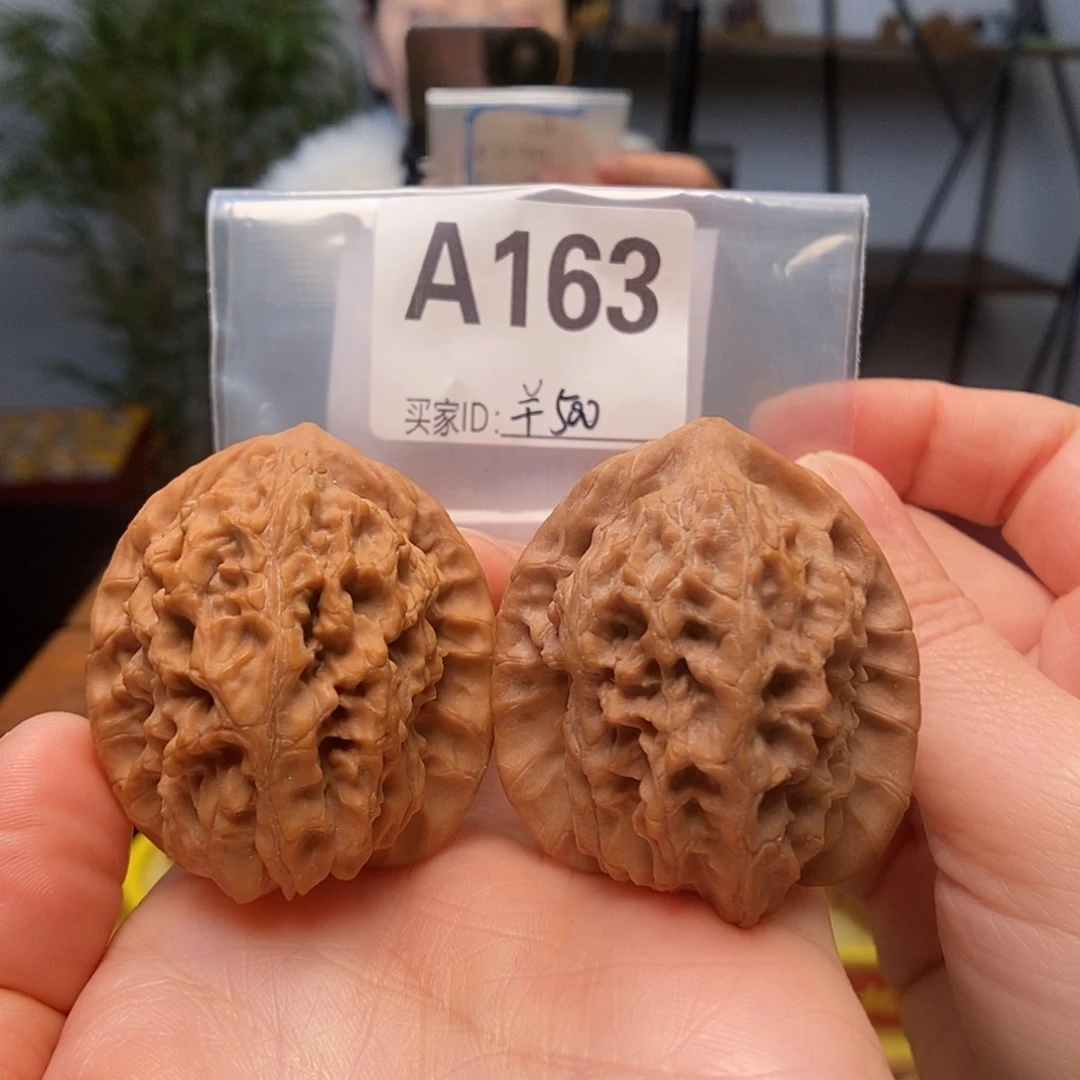 文玩核桃吊坠马老四38+