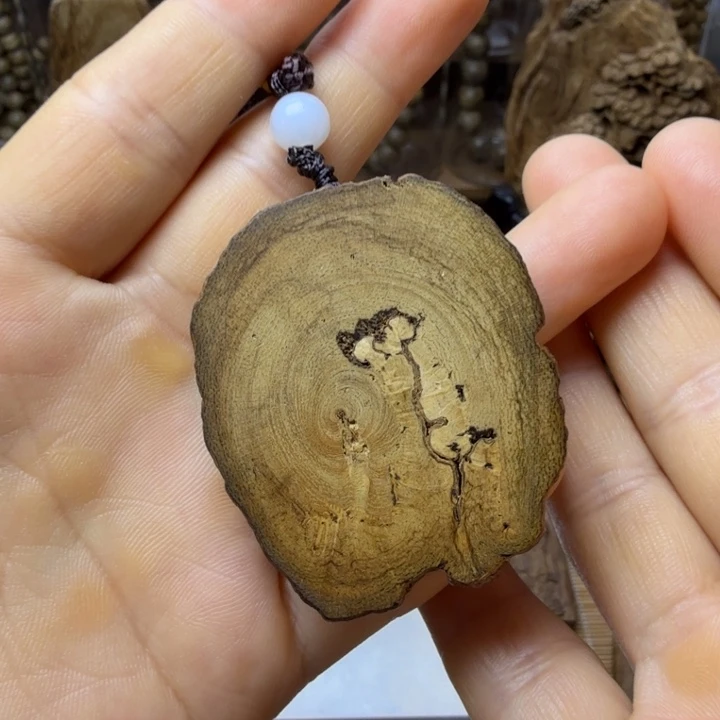 沉香碎屑沉香达拉干车挂10克