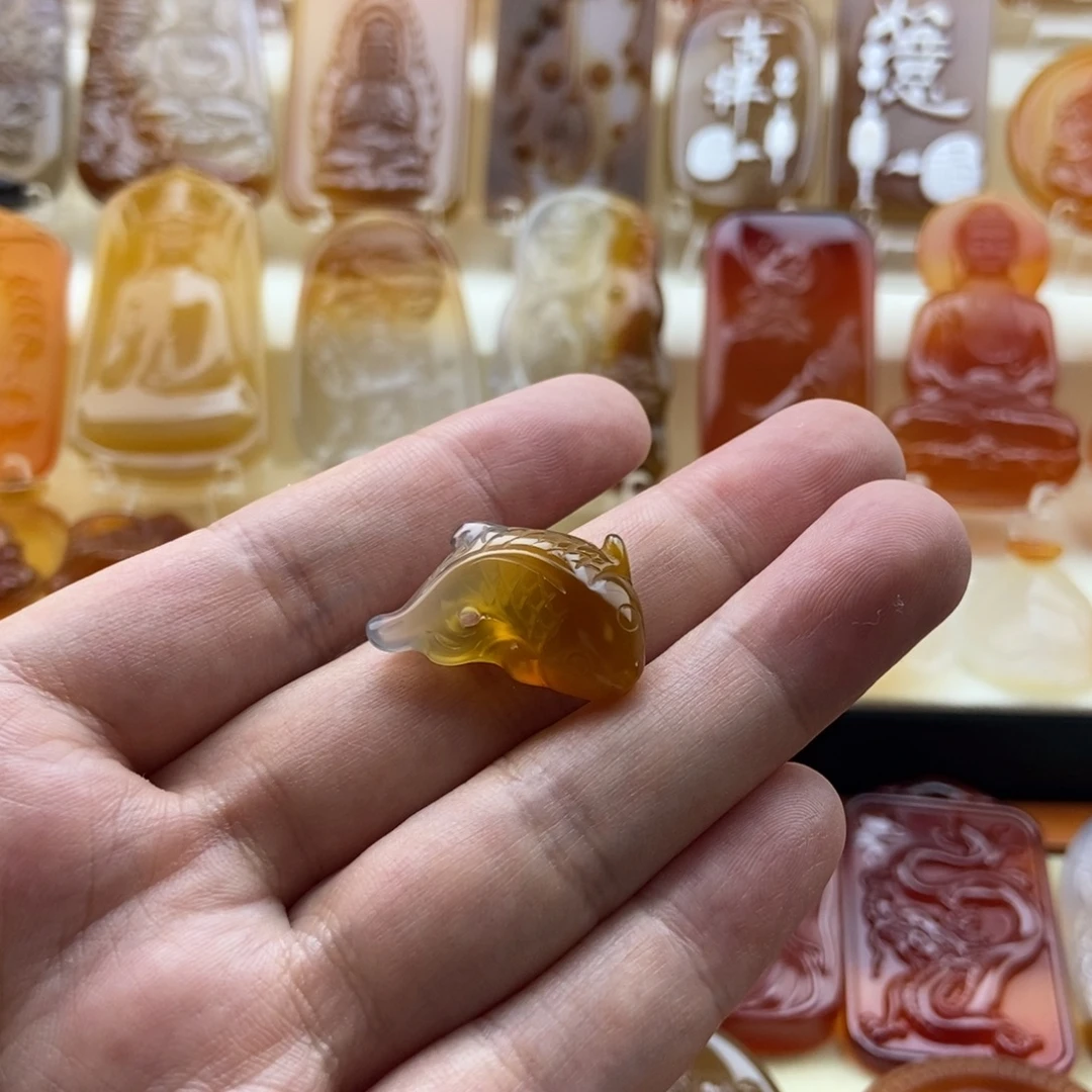 玛瑙/玉髓未镶嵌颈饰