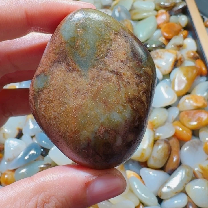 和田玉未镶嵌挂件101克