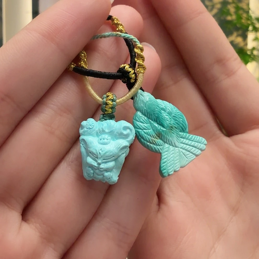 绿松石未镶嵌颈饰