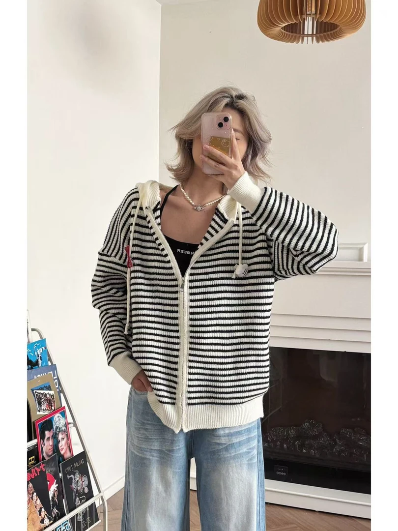 条纹连帽卫衣外套女装春季宽松韩版小个子七巧板穿搭短款开衫上衣