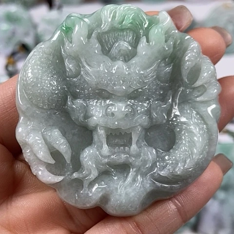 翡翠颈饰未镶嵌大龙福利