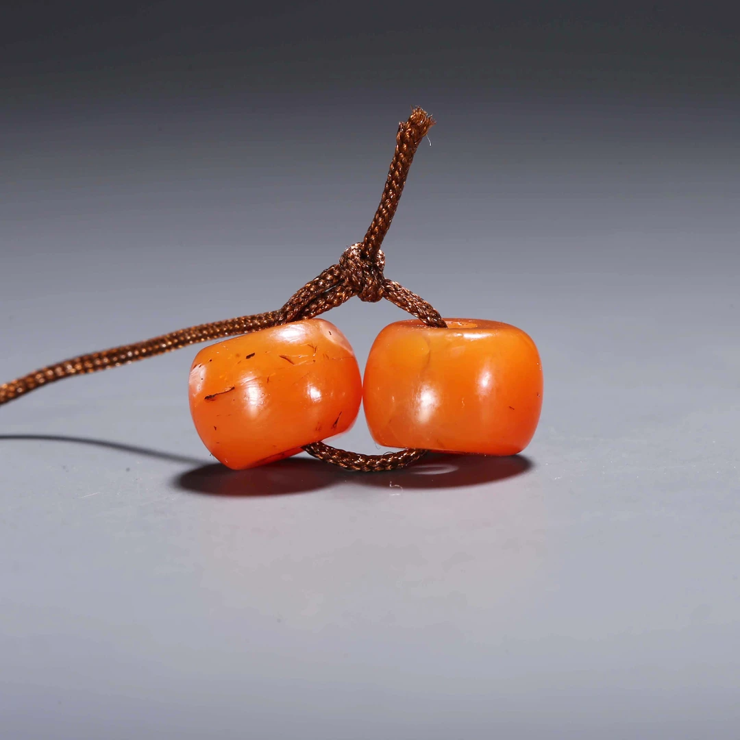 【济文阁】JOY20121335清代 南红玛瑙对珠