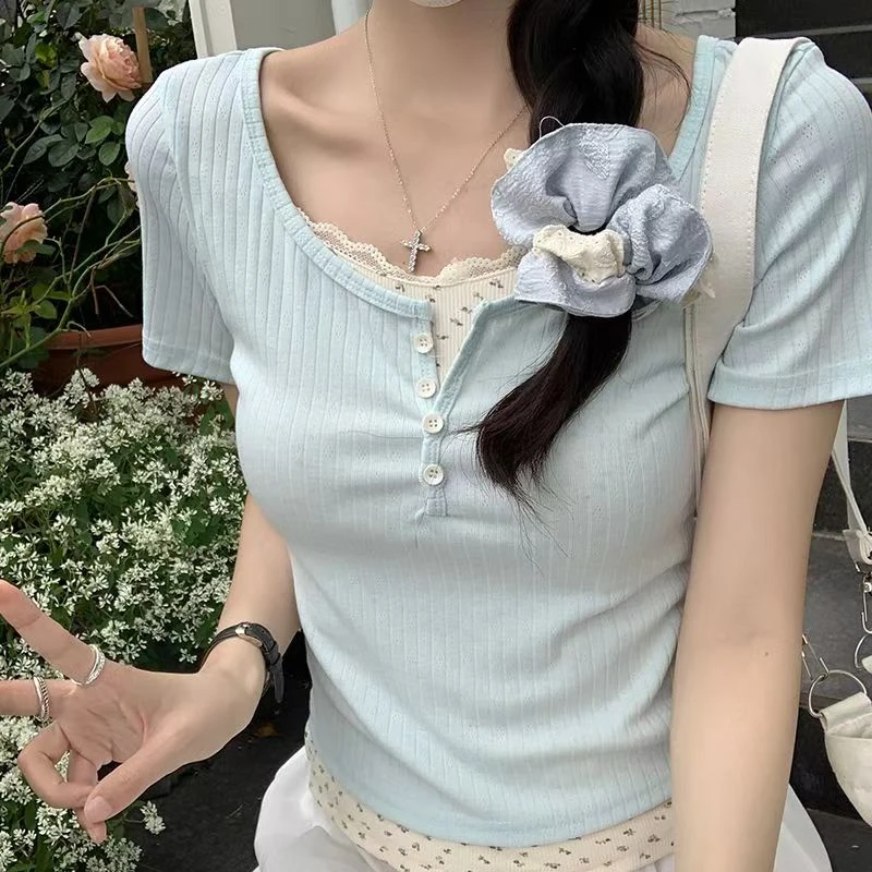 短款修身型纽扣短袖拼接碎花T恤小众高腰欧美风荡领