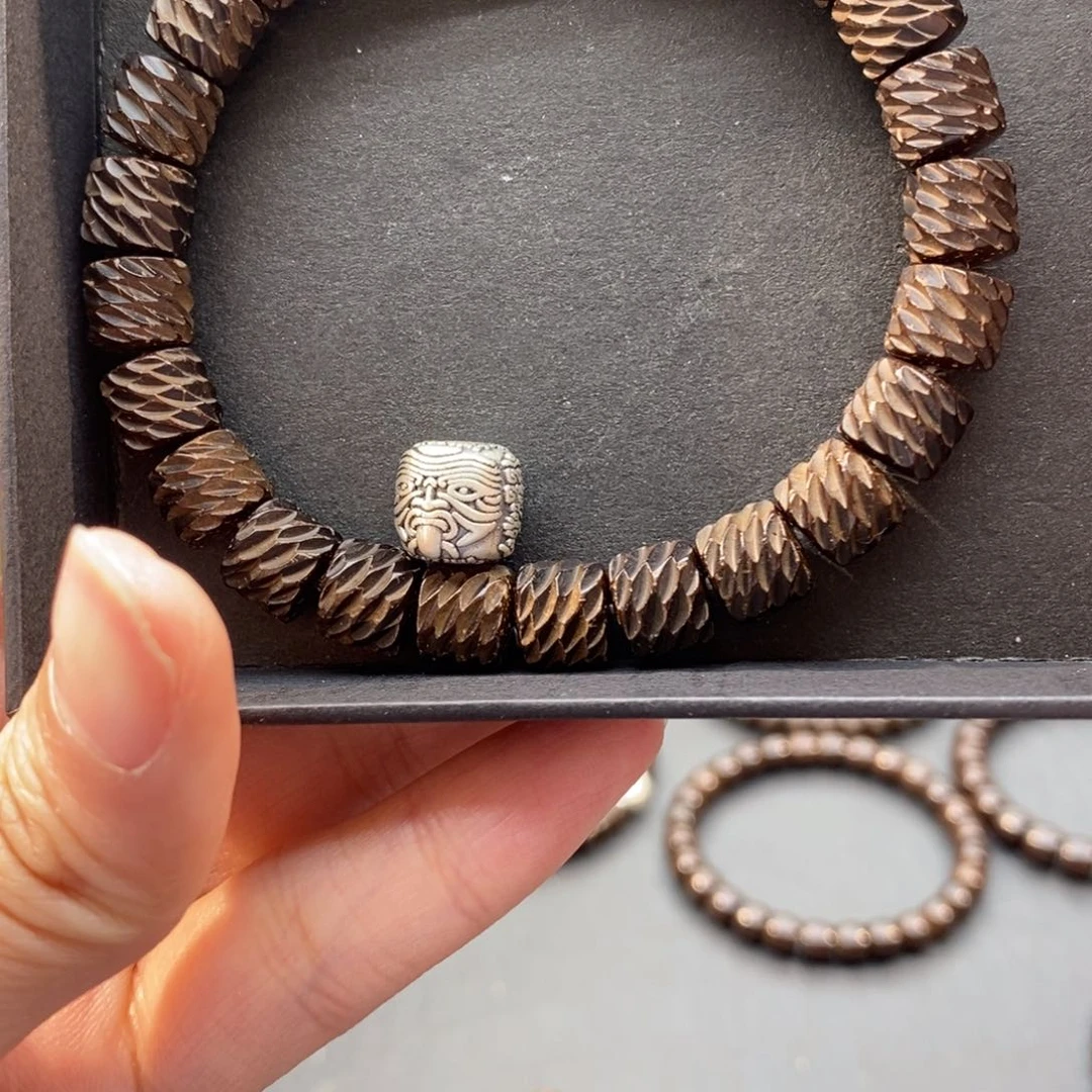 椰蒂手串游****原生态龙鳞9❌8