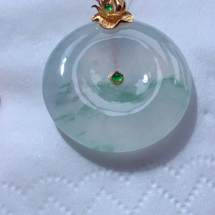 定制翡翠18K金镶嵌翡翠