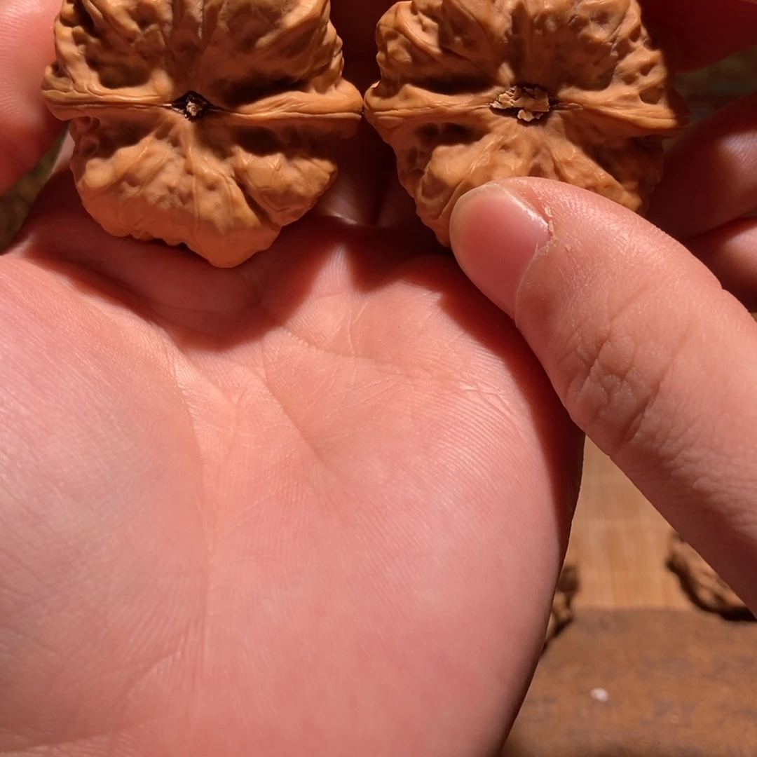 意***复吊坠文玩核桃蛤蟆头D05