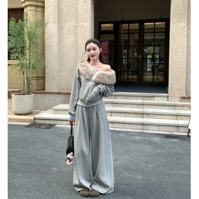 慵懒风灰色斜肩毛领长袖卫衣女秋冬季新款宽松休闲裤长裤两件套装