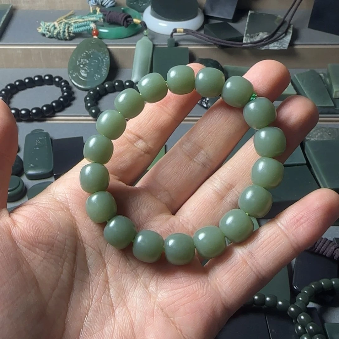 和田玉（青玉）手串未镶嵌查**人