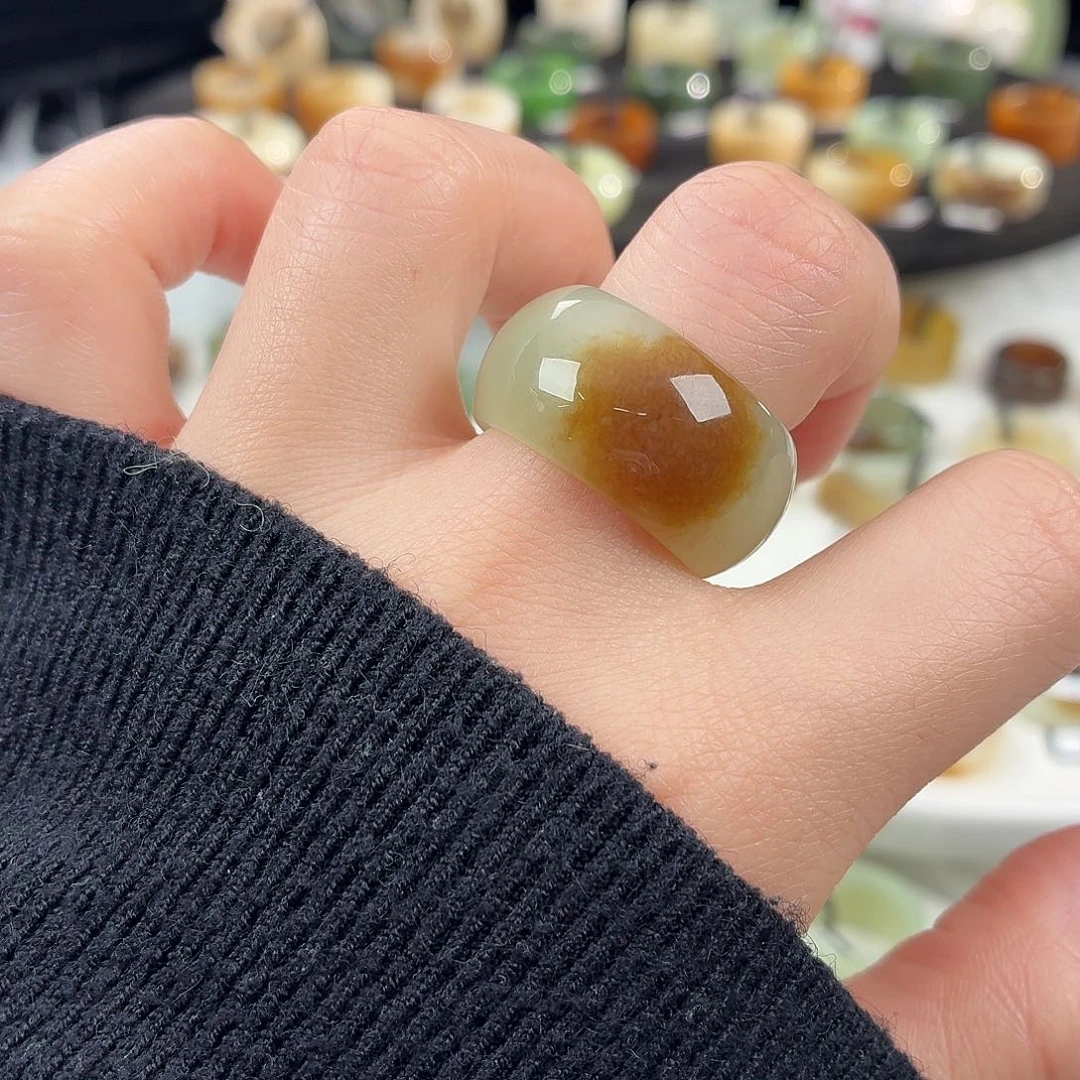*****和田玉未镶嵌戒指S12一口糖轮胎18.3拍5单