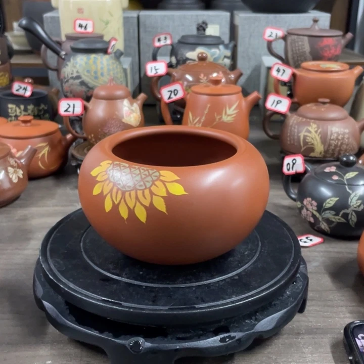 建水紫陶?**兔刻填水鱼